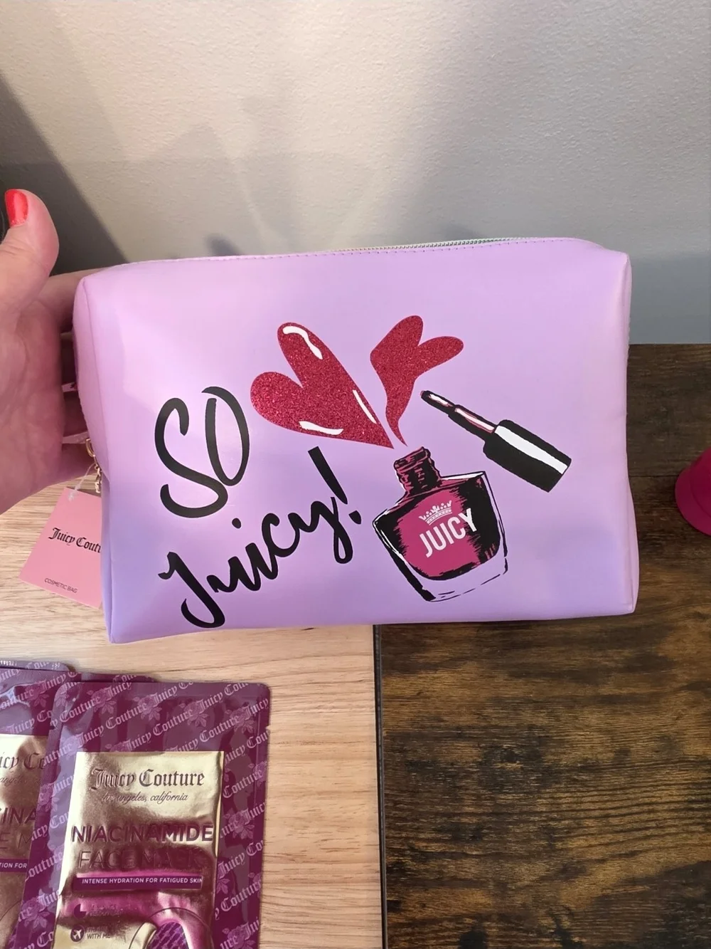 NWT Juicy Couture Pink Lilac 'So Juicy' Cosmetic Pouch with Red Glitter Heart